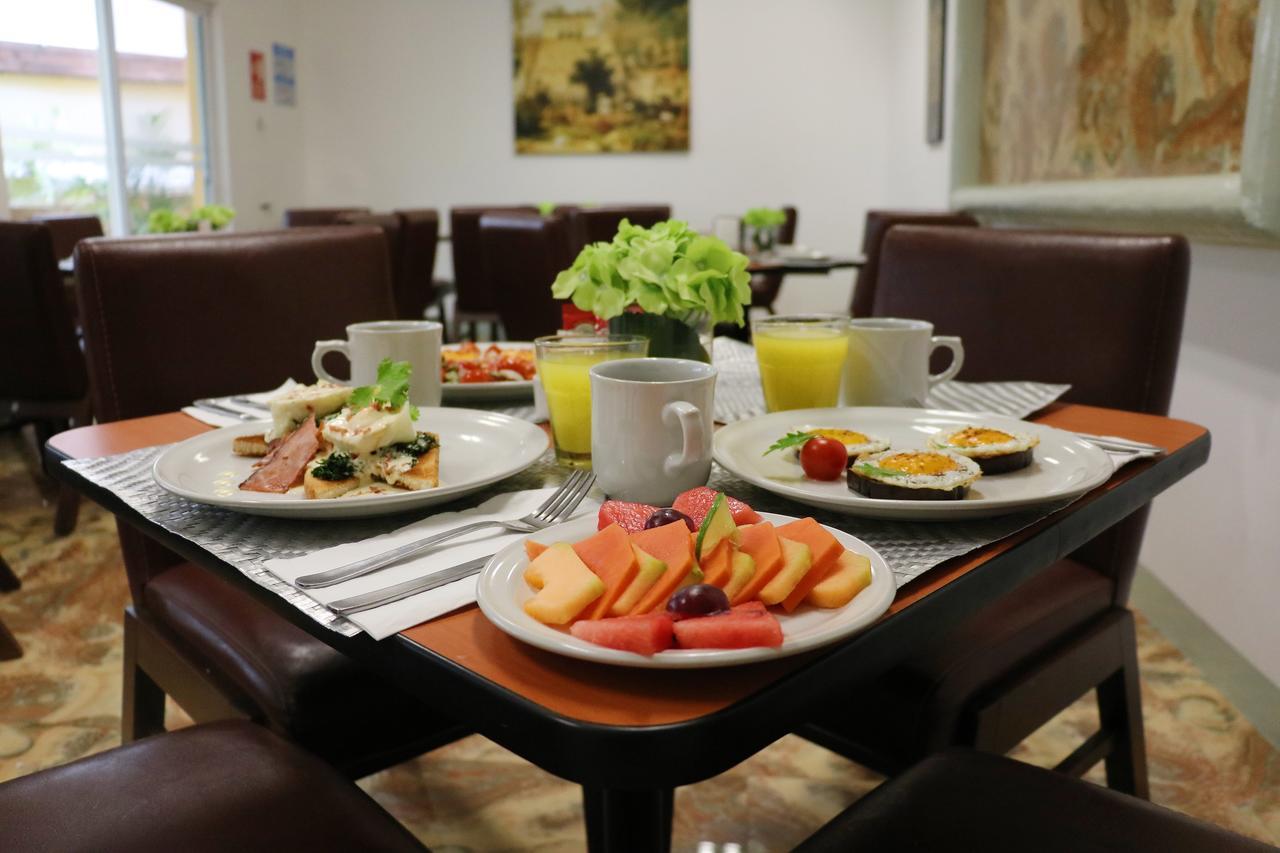 Hotel Zar Мерида Екстериор снимка
